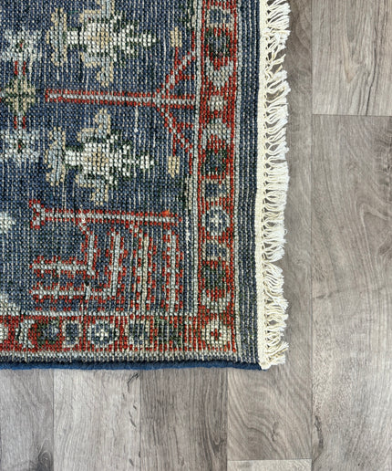 2'x2'11" Oriental Hand-knotted Rug