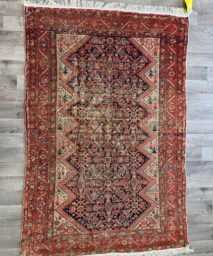 3'10"x5'10" Persian Rug with a ZigZag Field