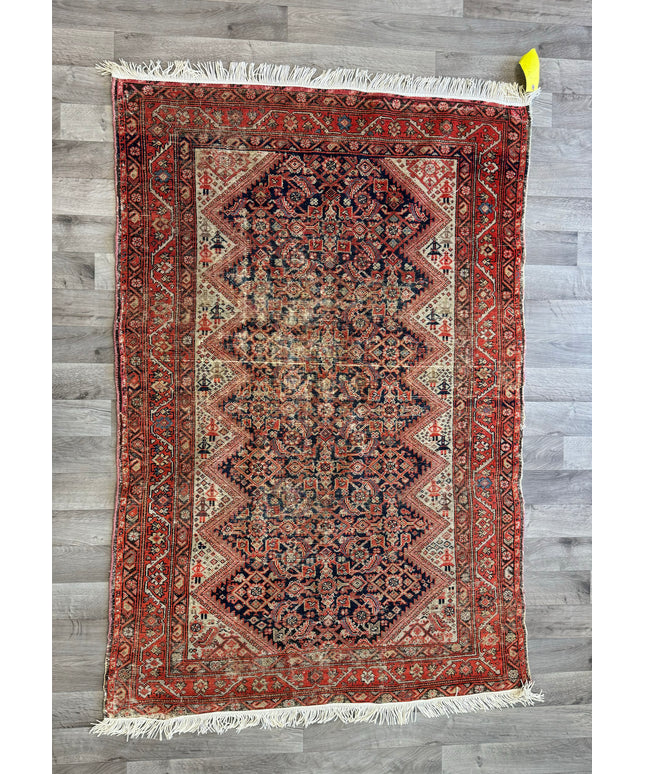 3'10"x5'10" Persian Rug with a ZigZag Field