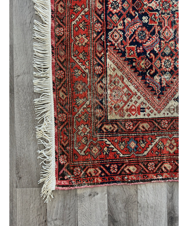 3'10"x5'10" Persian Rug with a ZigZag Field