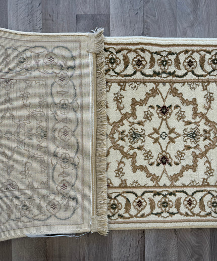 1'11"x7'9" Neutral Oriental Runner