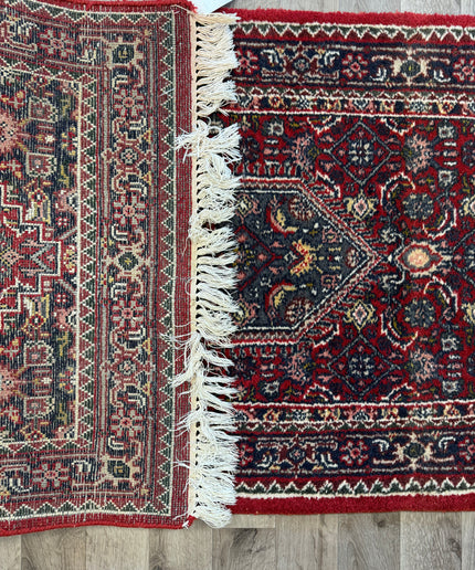 2'6"x8'4" Persian Zanjan Wool Runner