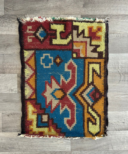 1'6" x 2'2" Vintage Hand-Woven Native American Wool Rug