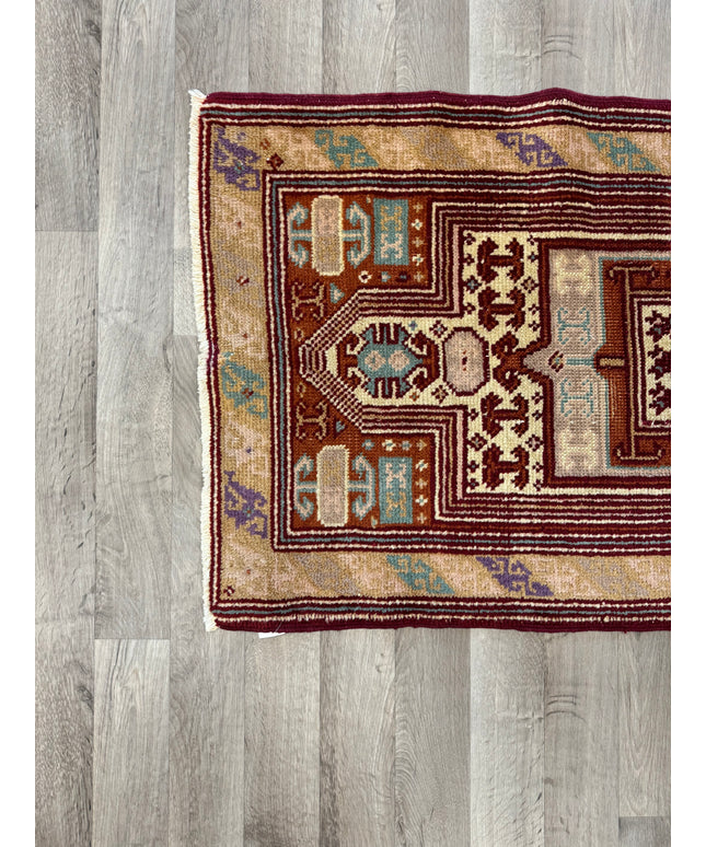 2'4" x 4'2" Vintage Hand-knotted Wool Oriental Rug