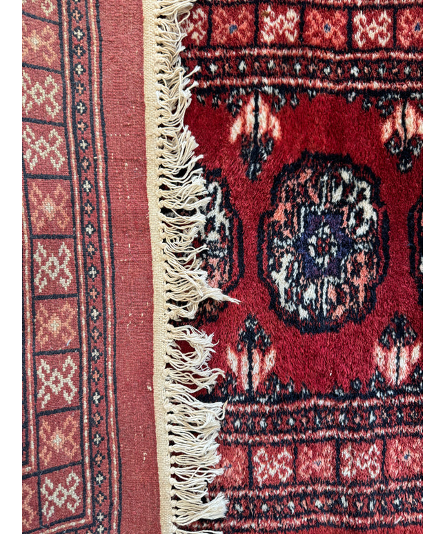 2'x4'9" Bokhara Rug