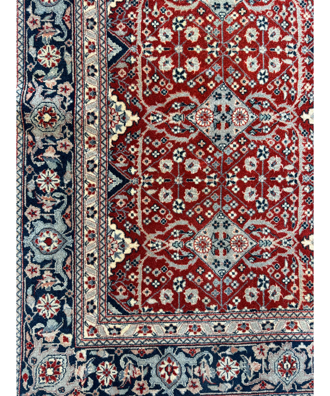 4'2"x6'5" Persian Yazd Rug