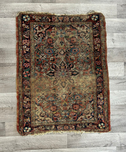 2'2"x2'4" Persian Isfahan Rug