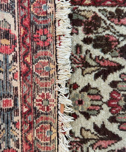 2'8"x4 Persian Floral Rug