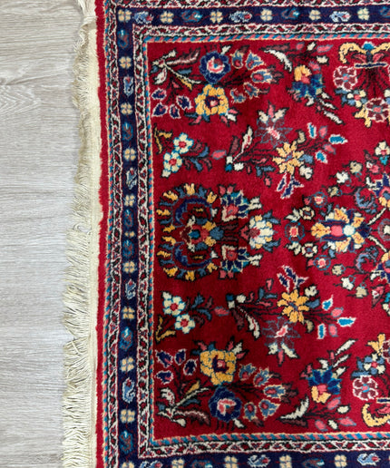 2'11"x3'2" Persian Sarouk Rug