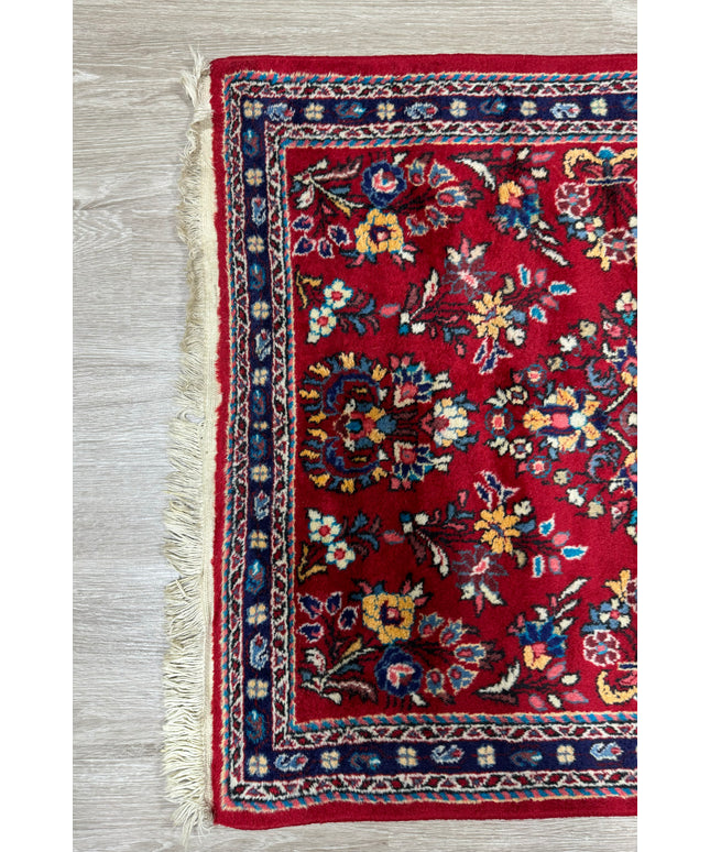 2'11"x3'2" Persian Sarouk Rug