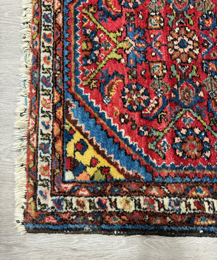 2'8"x3'11" Persian Hamadan Rug