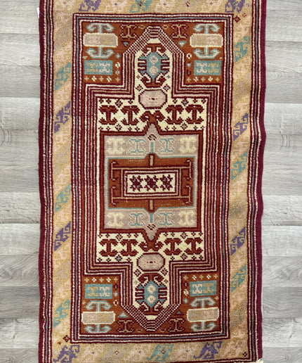 2'4" x 4'2" Vintage Hand-knotted Wool Oriental Rug